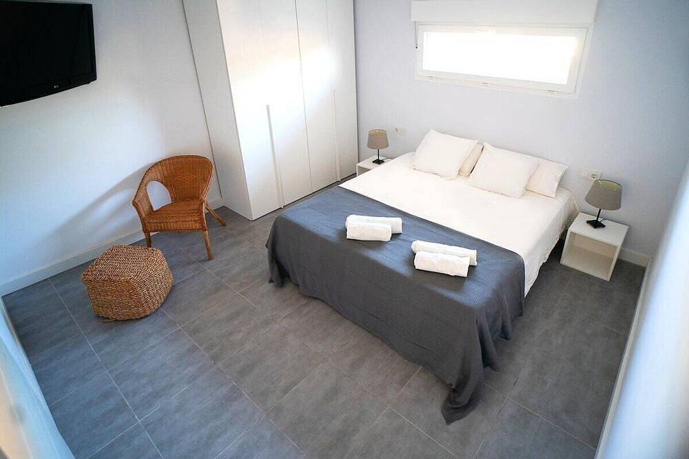 Charming New Beachside House in Segur de Calafell, Calafell