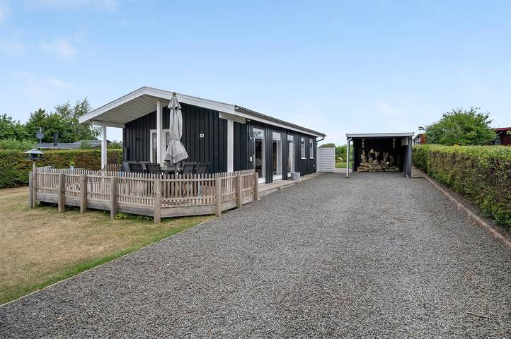 Feriehus for 4 personer, med hage - 1
