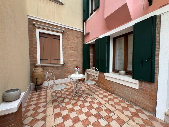 Location de vacances pour 2 personnes, avec jardin et vue dans Burano - 3