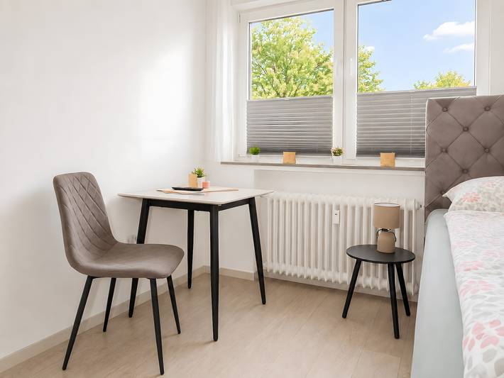 Ganze Wohnung, Loft44 - Centro, Moviepark, Balkon, renoviert, Parkplatz, Balkon und Wlan in Oberhausen, Ruhrgebiet