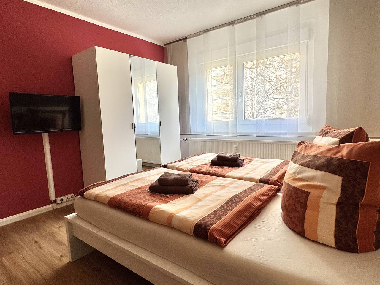 Ganze Ferienwohnung, Ferienwohnung Rote Spitzen der Wohnungsgenossenschaft Wag - Fewo 2 Rote Spitzen in Altenburg, Ostthüringen