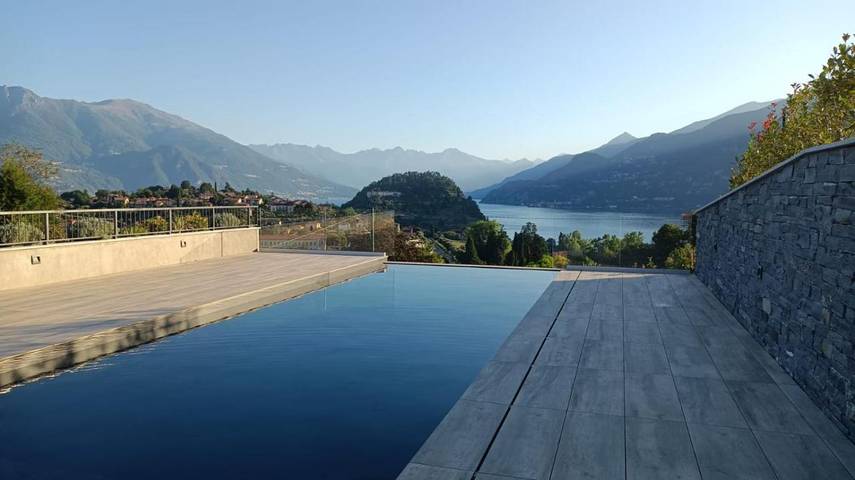 Ferienwohnung für 6 Personen, mit Terrasse und Pool sowie Seeblick und Ausblick in Bellagio