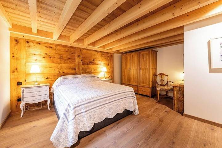 Ganze Wohnung, Stunning alpine retreat near Morzine. Sleeps 8 in La Côte-d'Arbroz, Les Portes du Soleil