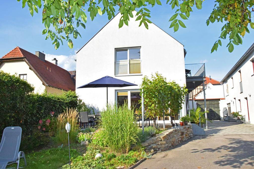 Ganze Ferienwohnung, Weingut Wolfgang Bäuerl - Loft Appartement in Dürnstein, Donau Niederösterreich