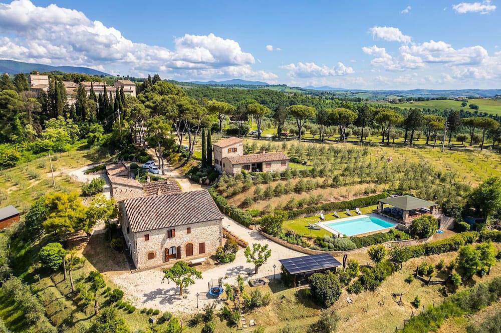 Luxuriöses Haus in Petroro Todi Pg in Todi, Perugia Provinz
