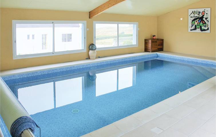 72m² Wohnung mit Parkplatz, Pool & Garten - Nähe Strand in Plouarzel, Brest und Umgebung