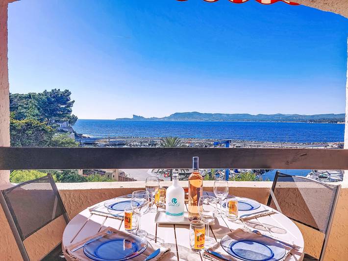 Gîte pour 4 personnes, avec terrasse et jardin sur la Côte d'Azur
