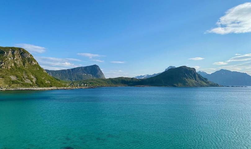 Chalet für 10 Personen, mit Garten und Ausblick sowie Seeblick auf den Lofoten - 3