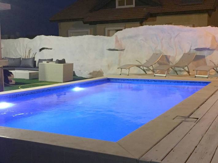 Chalet para 10 personas, con jardín y piscina, Se admiten mascotas - 1
