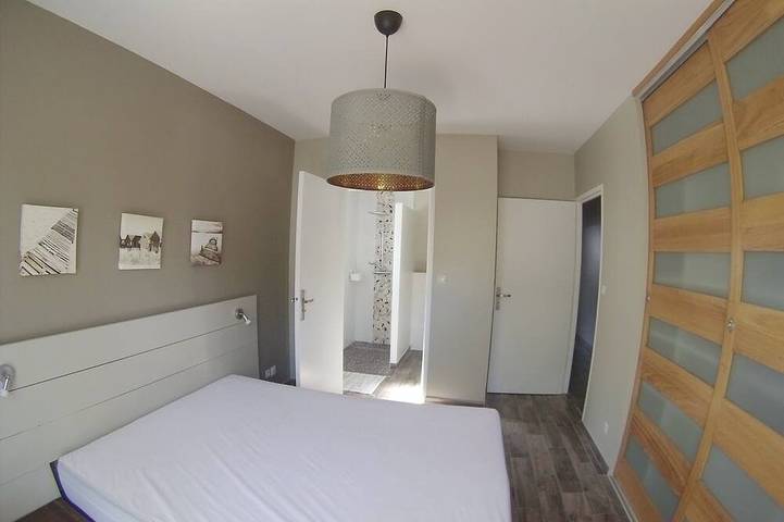 Location de vacances pour 8 personnes, avec jardin ainsi que terrasse et jacuzzi à Tosse - 2