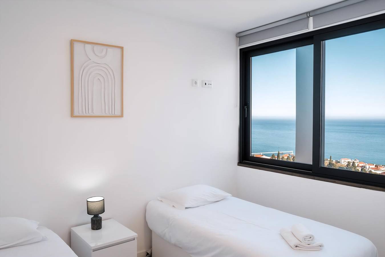 Ganze Wohnung, Ferienwohnung für 6 Personen mit Balkon in Câmara de Lobos, Madeira