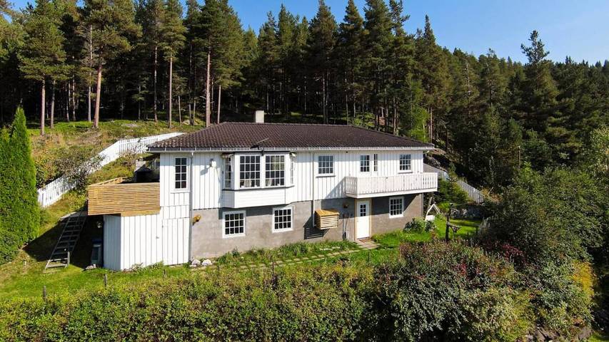 Ferienhaus für 6 Personen, mit Balkon und Terrasse sowie Garten und Ausblick in Otta
