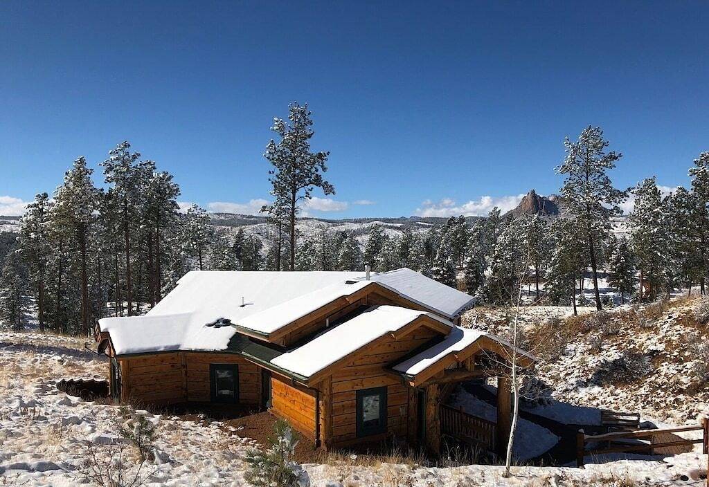 Pikes Peak Resort - Bärenhöhlenhütte - Hier treffen sich Wildnis und Luxus in Teller County