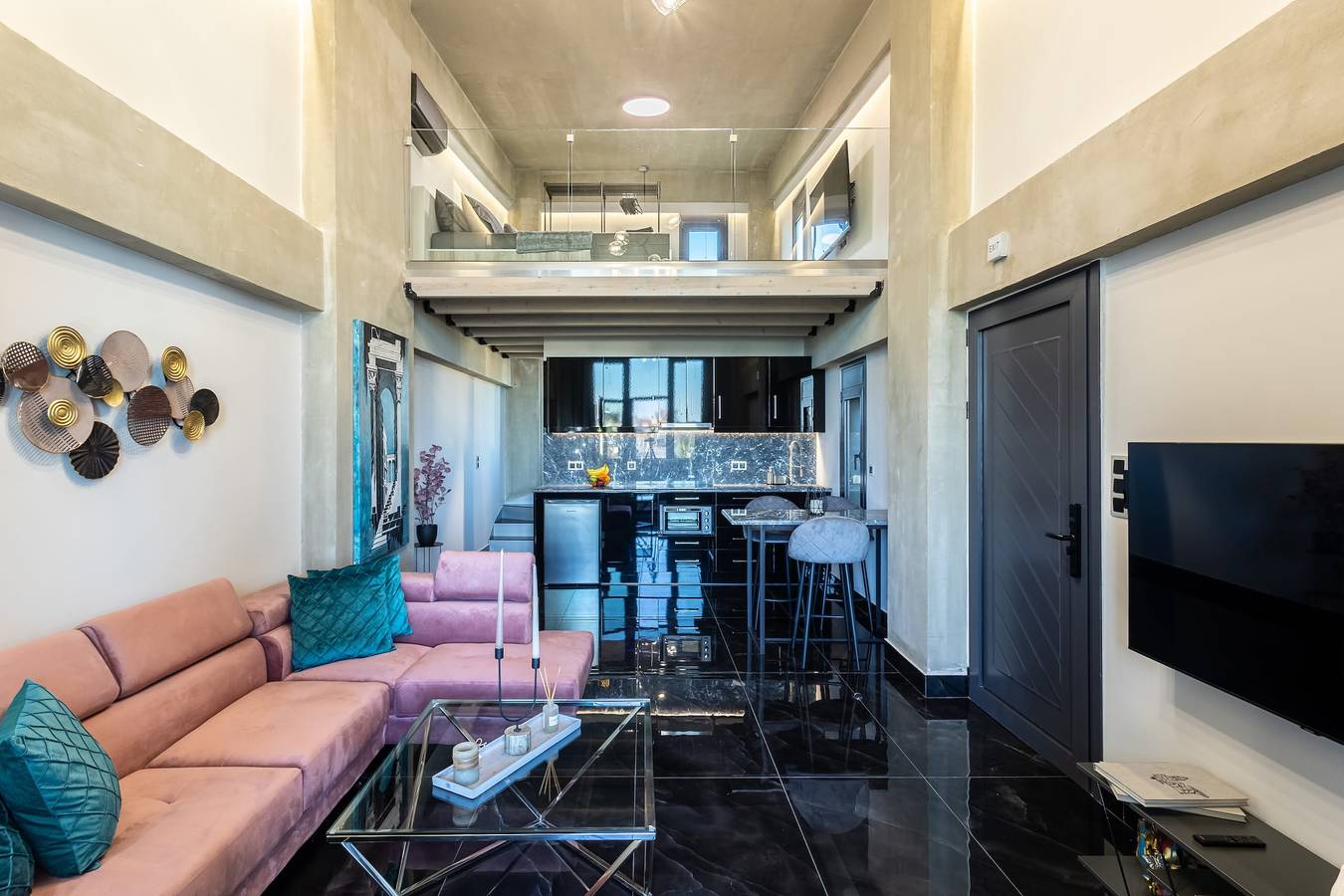 Ganze Wohnung, Ferienwohnung für 2 Personen mit Balkon/Terrasse in Kalamata, Messenien