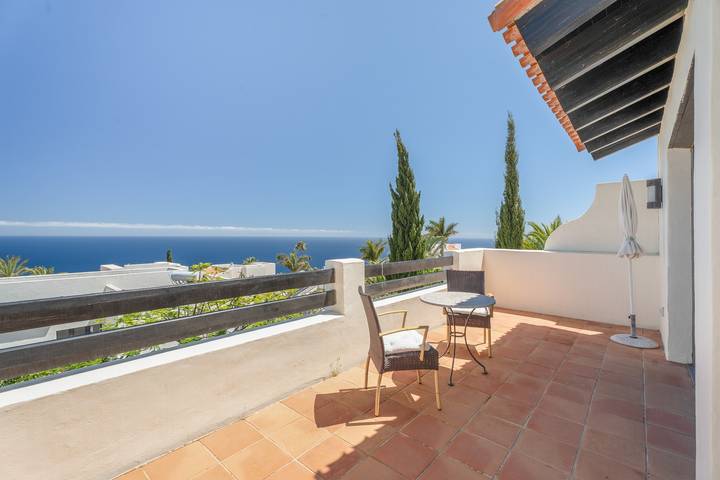 Casa Micaela – Exklusive Unterkunft mit Garten, Pools & Meerblick in Pueblo Don Thomas in Playa de Santiago, San Sebastián de la Gomera