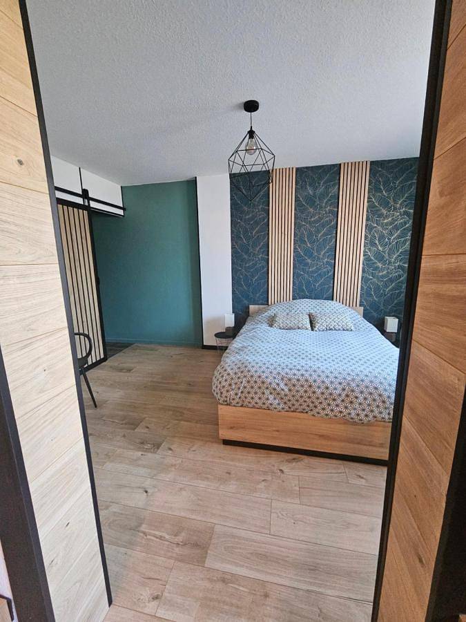 Appartement entier, One-Bedroom Apartment in Lunéville, Région de Lunéville