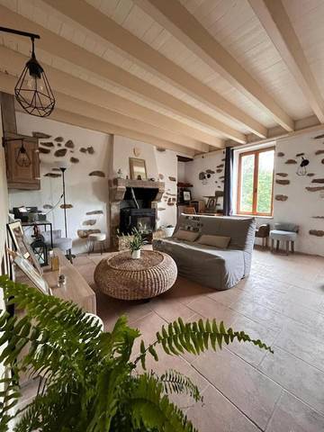 Gîte pour 5 personnes, avec vue et jardin à Treize-Vents