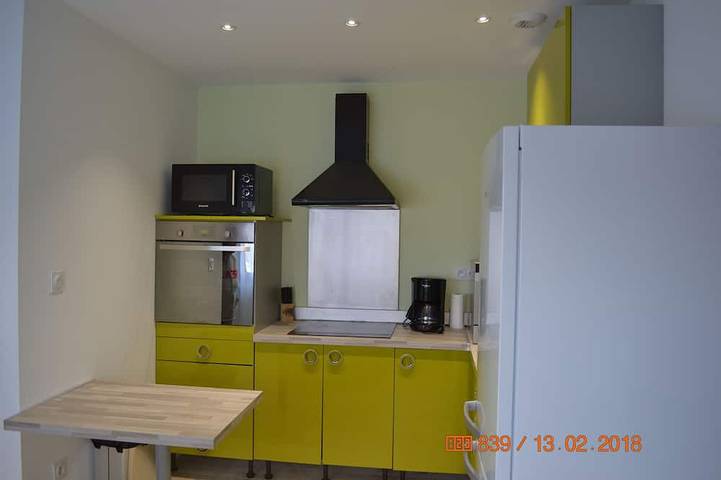 Entire apartment, Apartment ideally located borgo in Borgo, Bastia region