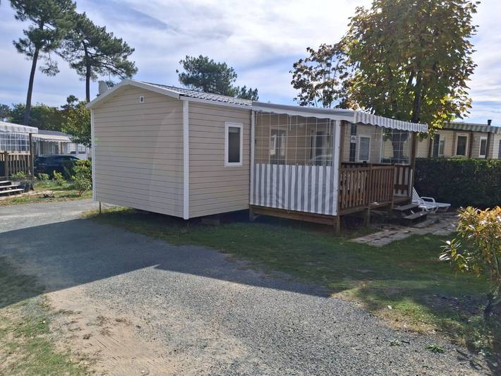 Camping pour 4 personnes, avec jardin et bassin pour enfant à La Tremblade - 2