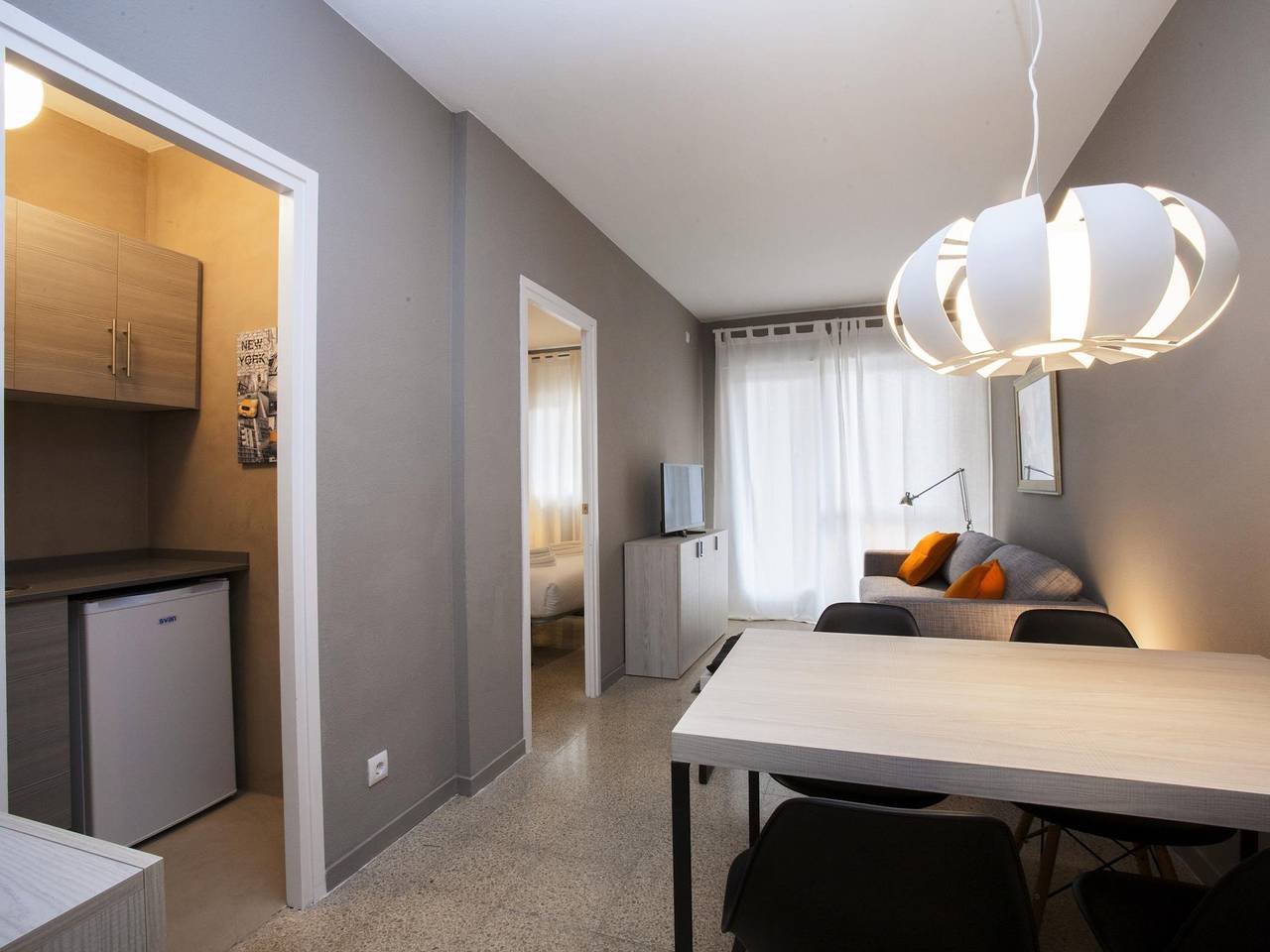 Appartamento intero, Appartamento vacanze per 4 persone con terrazza in Barcelona Centre, Barcellona