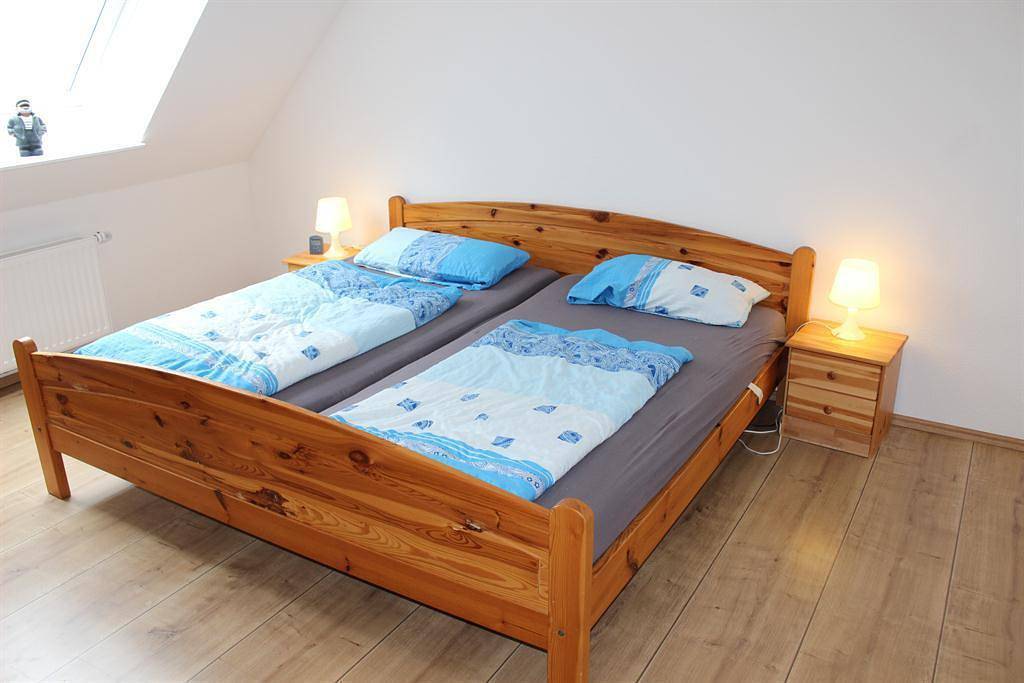Ganze Ferienwohnung, Fewo 2, Dusche, Wc, 2 Schlafräume in Butjadingen, Nordseeküste