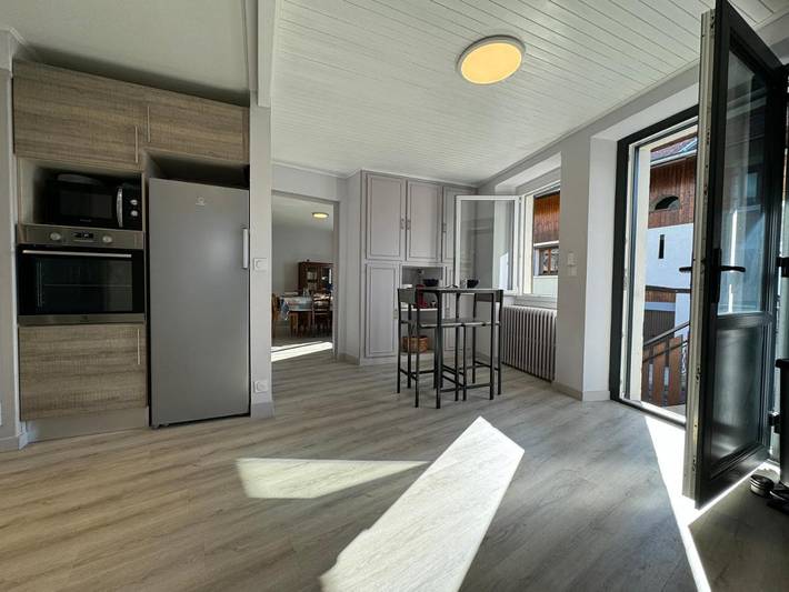 Location de vacances pour 6 personnes, avec vue sur le lac ainsi que terrasse et vue à Lugrin - 3