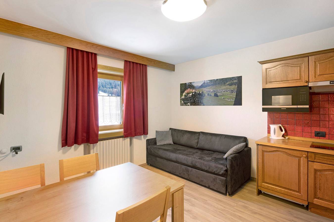 Hel lejlighed, Holiday Apartment "Casa Marcos n 32" with Mountain View, Balcony & Wi-Fi in Livigno (Town), Livigno