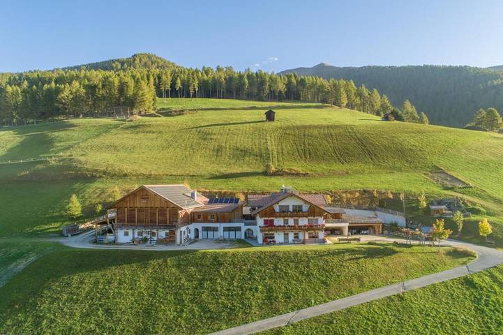 Ferienwohnung für 4 Personen, mit Garten und Sauna sowie Ausblick im Drei Zinnen - 2