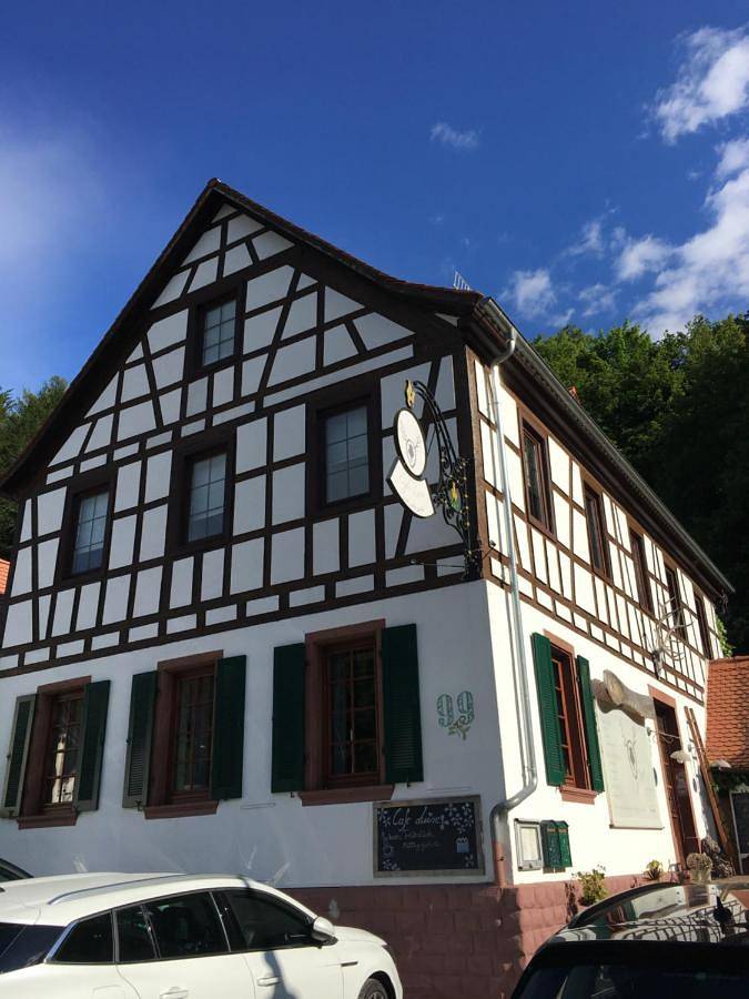 Ferienwohnung für 3 Personen, mit Ausblick in Bensheim