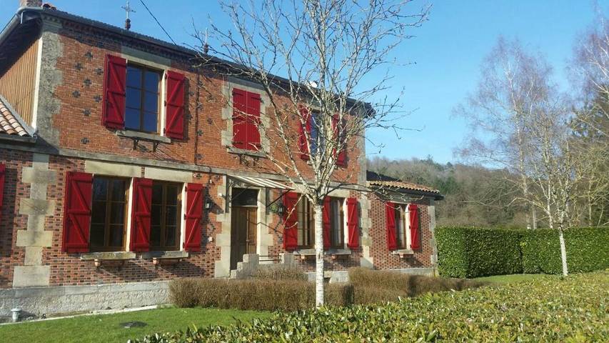 Location de vacances pour 6 personnes, avec jardin à Futeau - 4