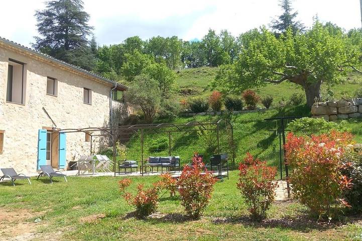 Maison de vacances pour 4 personnes, avec jardin et piscine, animaux acceptés - 1
