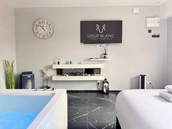 Gîte pour 2 personnes, avec Jacuzzi à Essert - 2