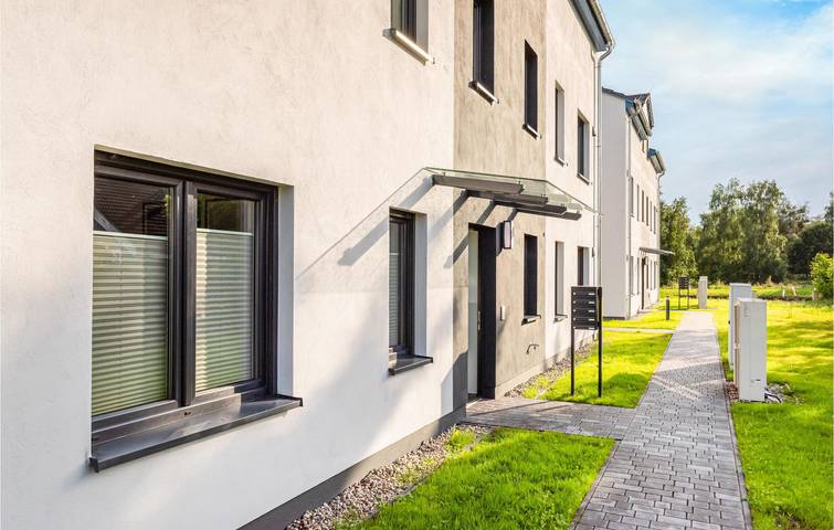 Ganze Ferienwohnung, Gemütliche Wohnung 1,5 km von Badestelle Mili Beach in Rechlin, Müritz