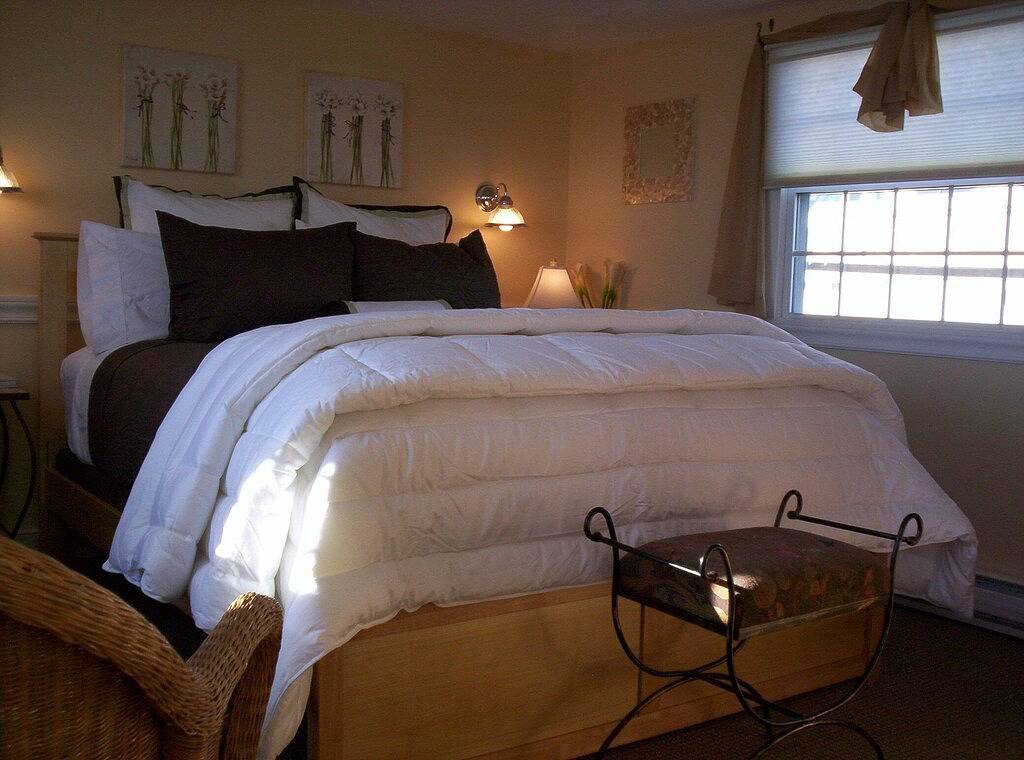 Best of Boston Houseboat Heat/Ac in Boston Harbor Suite2 -Freedom Trail close by in Boston, Massachusetts