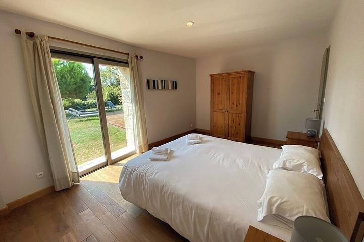 Location de vacances pour 8 personnes, avec jardin à Chalais - 4