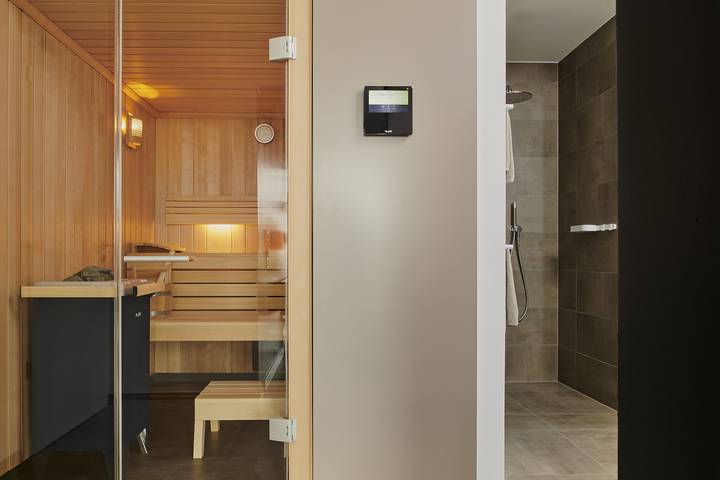 Ferienwohnung für 4 Personen, mit Sauna und Balkon in Emden - 2