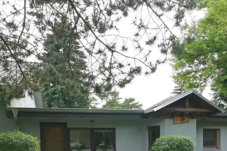 Ferienwohnung für 3 Personen, mit Terrasse und Garten in Strausberg