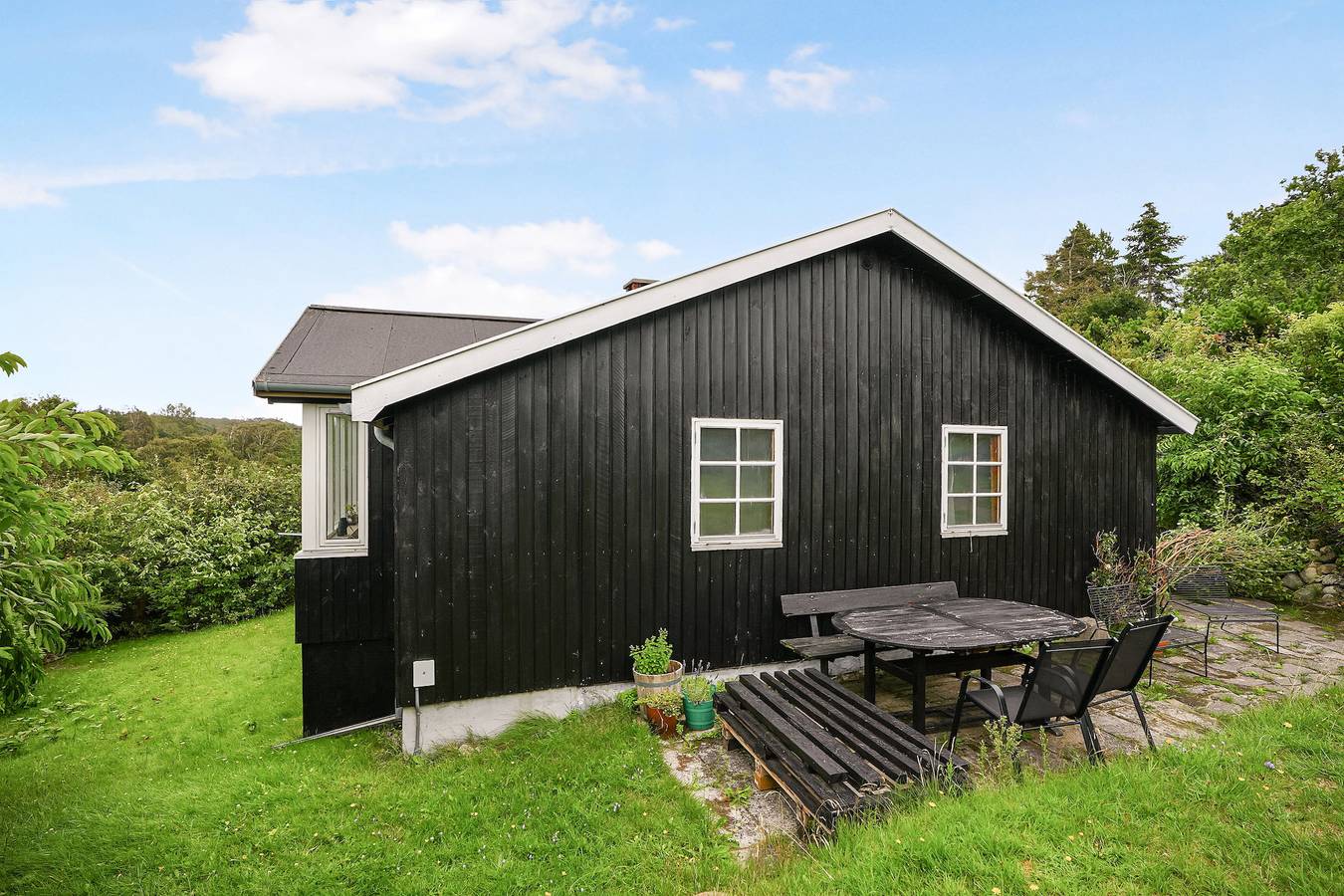 Kystnært sommerhus i Rågeleje  med havkig in Rågeleje, Kattegat