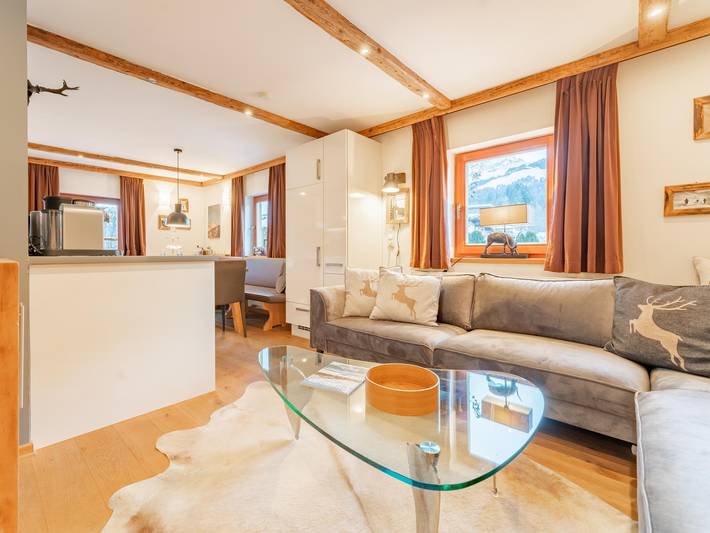 Chalet mit Ski-in und Ski-out Lage & Terrasse in Sankt Johann in Tirol, Kaisergebirge