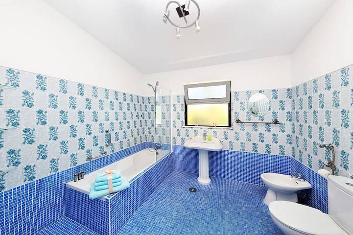 Villa für 3 Personen, mit Whirlpool und Pool sowie Garten in Lagos - 4