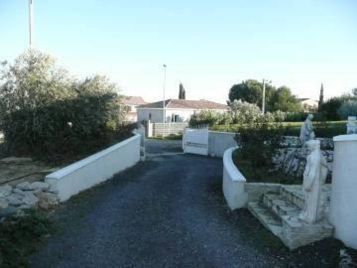 Gîte pour 4 personnes, avec terrasse, animaux acceptés à Pinet (homonymie) - 2