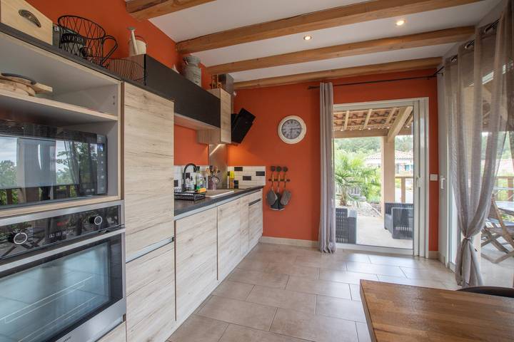 Villa pour 6 personnes, avec jardin, adapté aux familles en Rhône-Alpes - 2