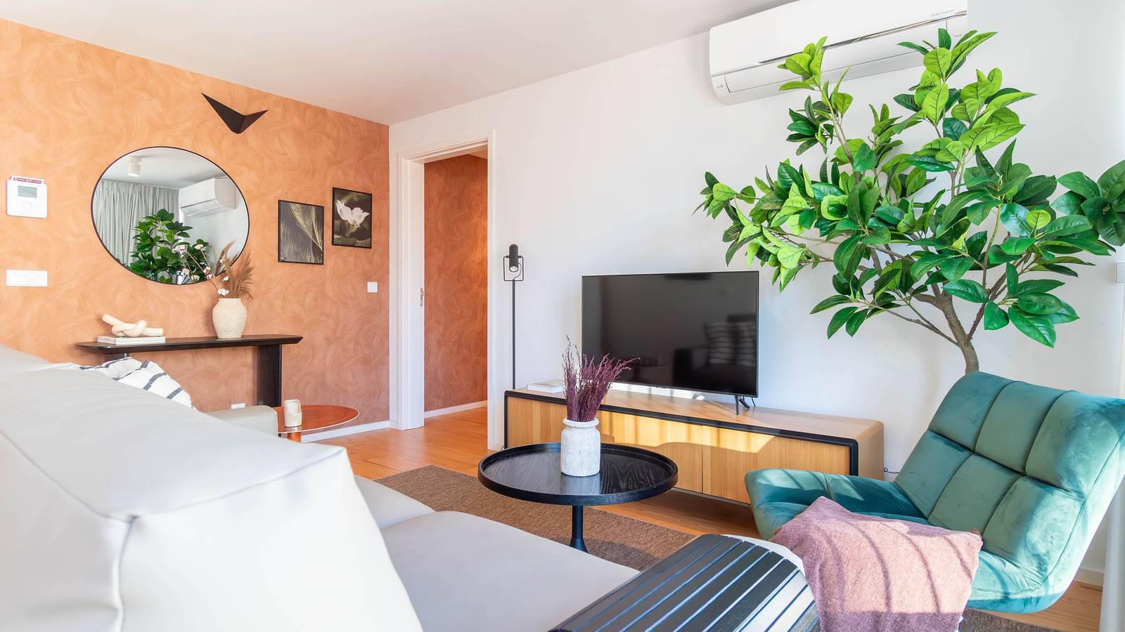 Geheel appartement, Vakantieappartement voor 4 personen met terras in Santo Ildefonso, Porto