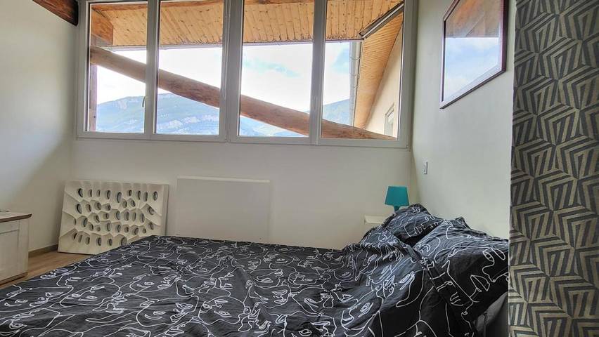 Gîte pour 5 personnes, avec vue et terrasse à Saint-Égrève - 4