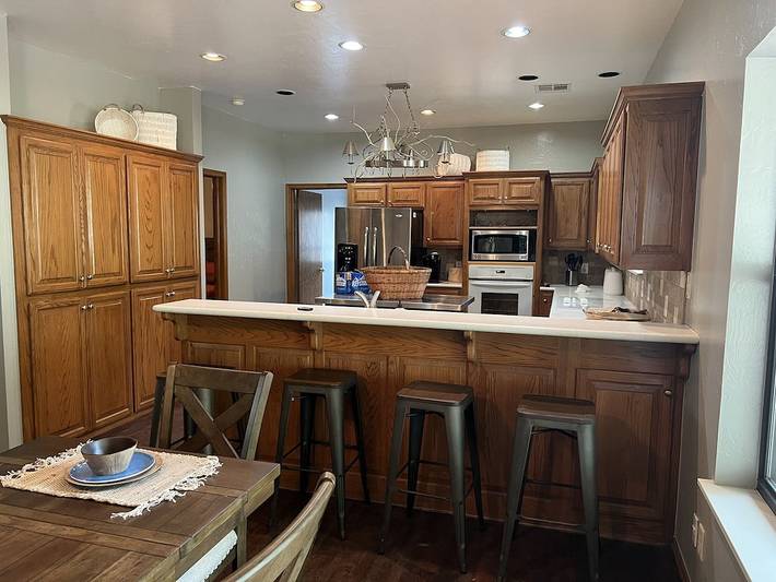 Log cabin for 14 people, with terrace in Eufaula Lake