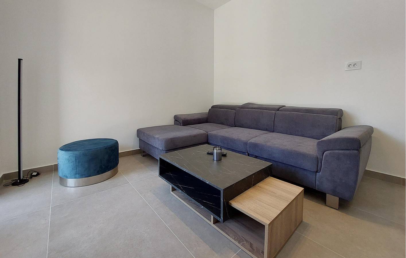 Ganze Ferienwohnung, Apartment mit Meerblick und Terrasse in der Nähe des Stadtzentrums von Plomin in Plomin, Ostküste Istrien