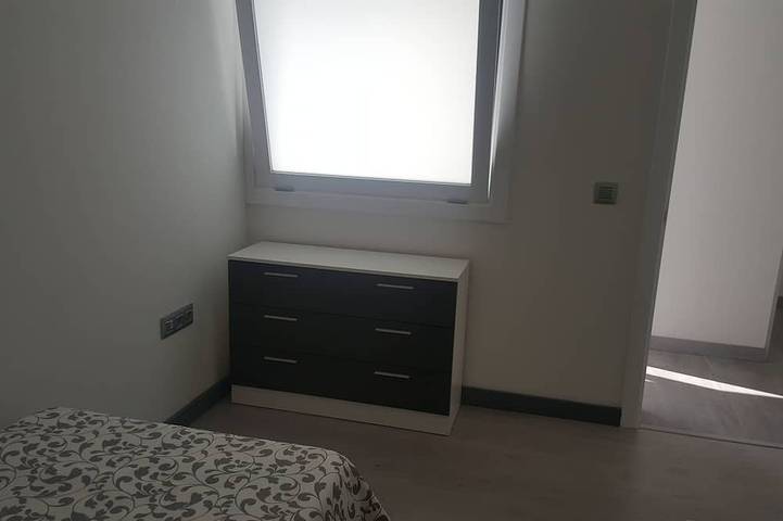 Casa individual, con 3 habitaciones ,3 baños,  salón comedor, cocina, jardín in La Orotava, Tenerife Norte