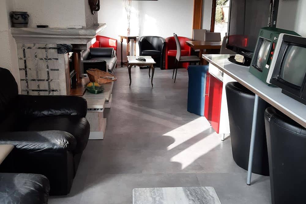 Villa Gentiane 15 pers with private swimming pool, covered and heated all year round in Saint-Amarin, Regionaler Naturpark Belchen der Vogesen