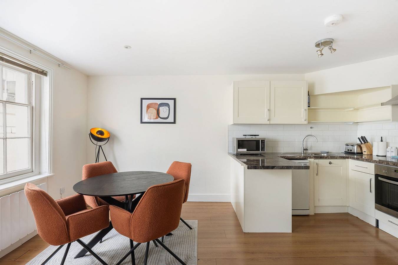 Entire apartment, Guestready - Serenity in Hammersmith in Hammersmith and Fulham, London