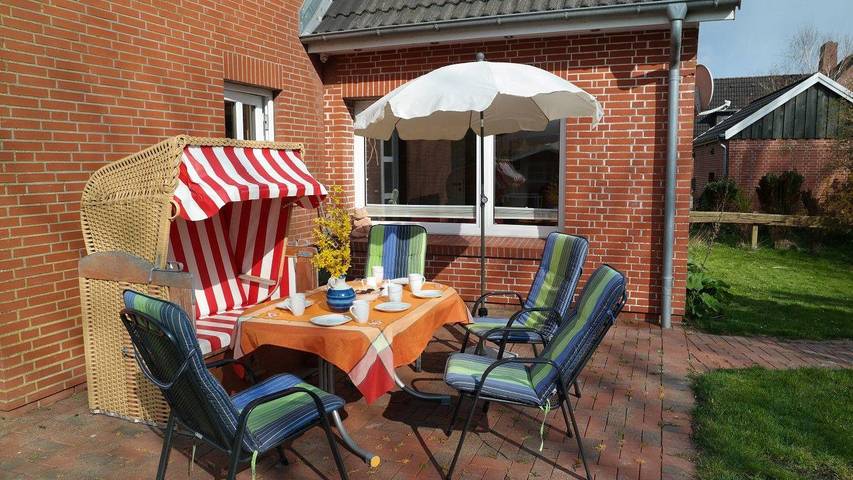 Ferienhaus für 6 Personen, mit Terrasse und Garten - 1